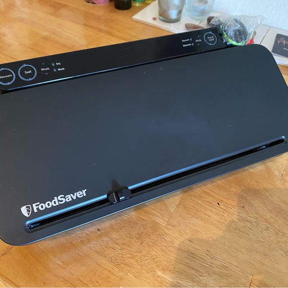 FoodSaver Premier Vacuum Sealer with Dry/Moist/Marinate Modes